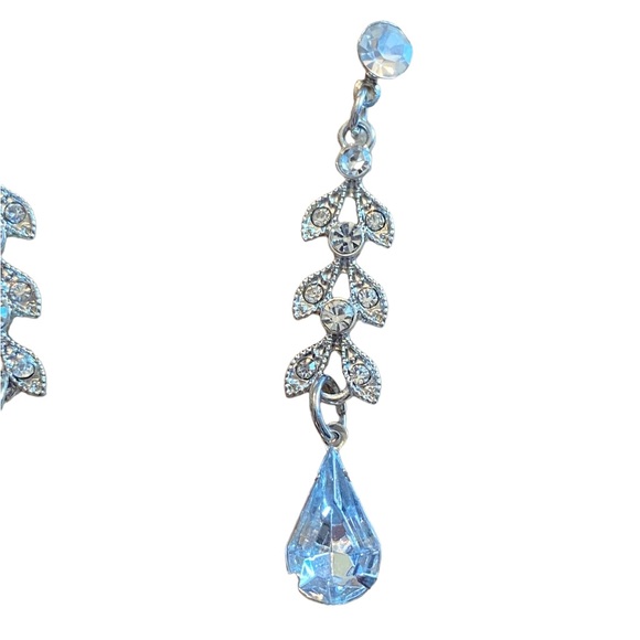 Rhinestone Drop Vintage Style Earrings - Picture 3 of 4